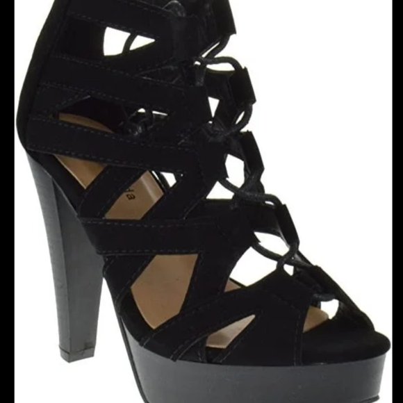 Hells - Picture 2 of 3